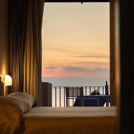 Hotel Santa Caterina Palinuro Bagian luar foto