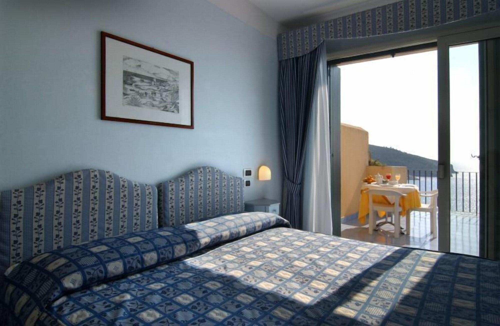 Hotel Santa Caterina Palinuro Bagian luar foto